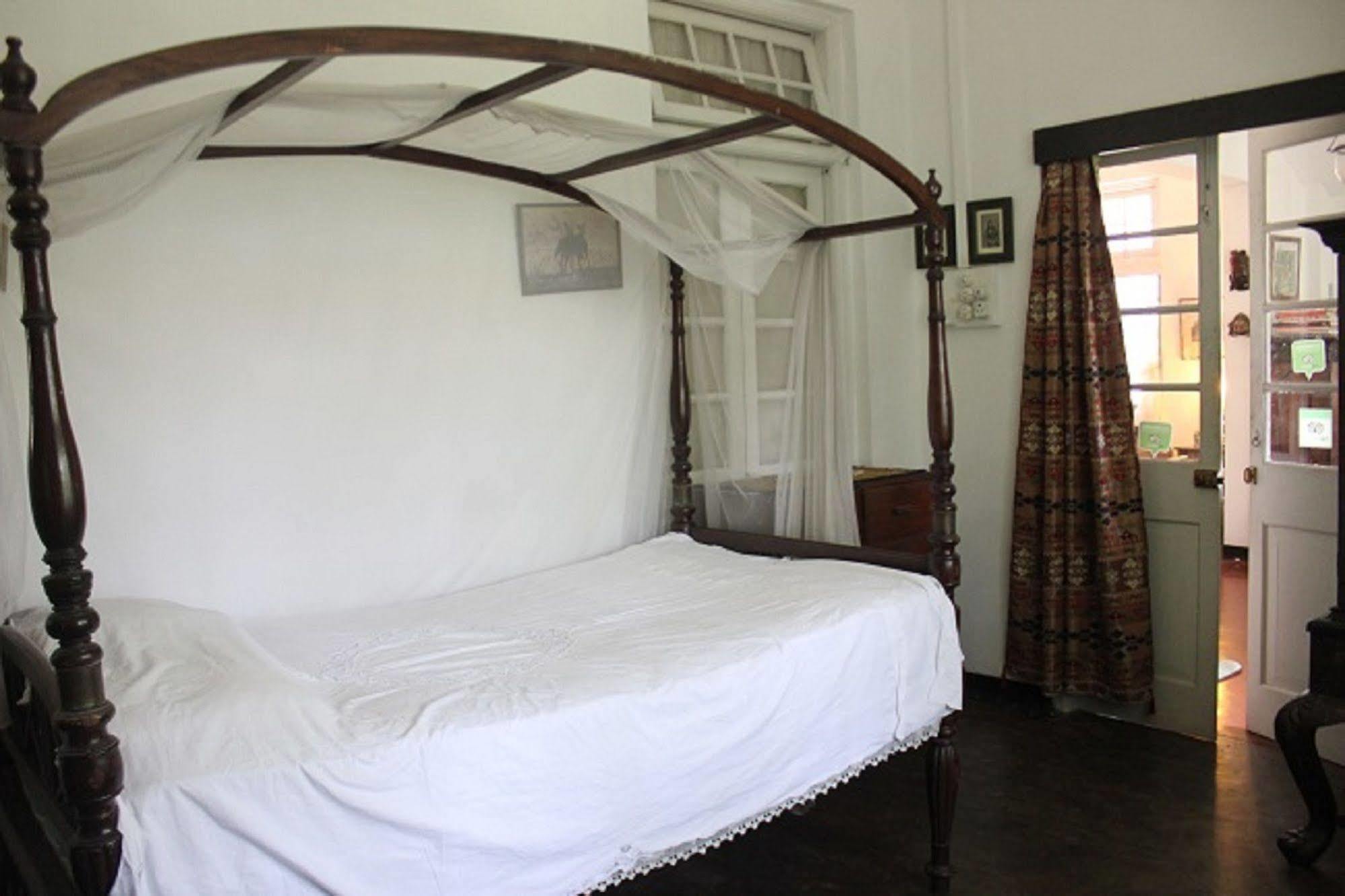 Tempat Tidur & Sarapan Vista Chelsea Gardens Kolombo